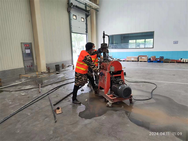 海阳厂房地面下沉塌陷注浆加固施工